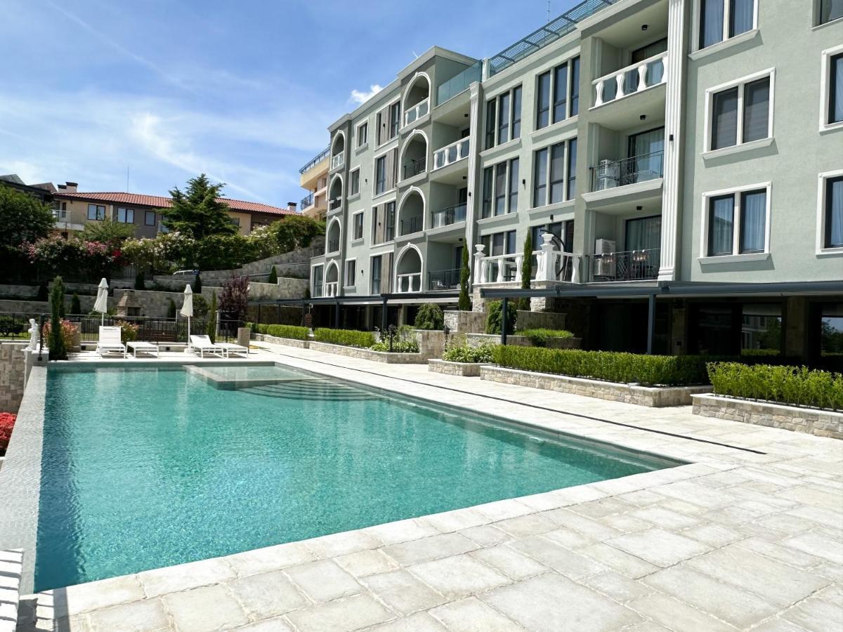 Mediterranea Complex - Luxury Apartment With Sea & Pool View! Варна Экстерьер фото